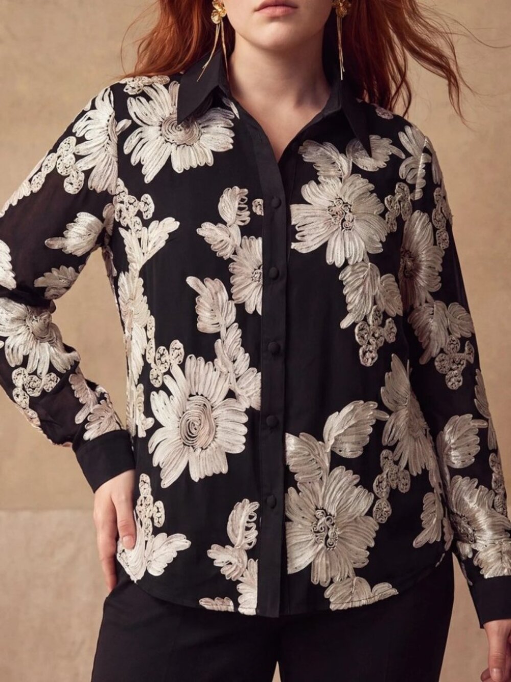 Black / Cream Floral Patterned Chiffon Button Front Collared Long Sleeve Blouse